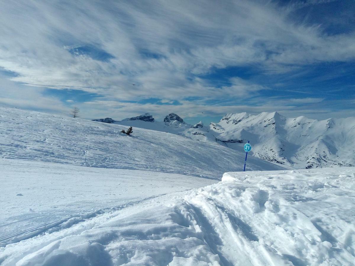 Appartamento La Joue Du Loup, Aux Pieds Des Pistes Et Vue Sur Montagnes Esterno foto